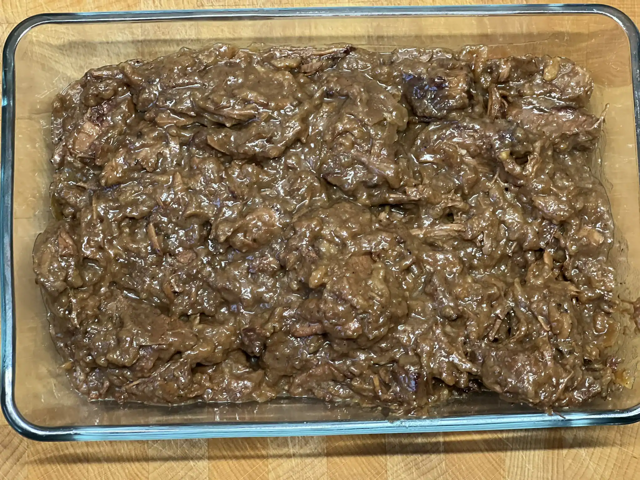 Ovenschaal met zelfgemaakt stoofvlees, Belgisch recept - straightfrom.be